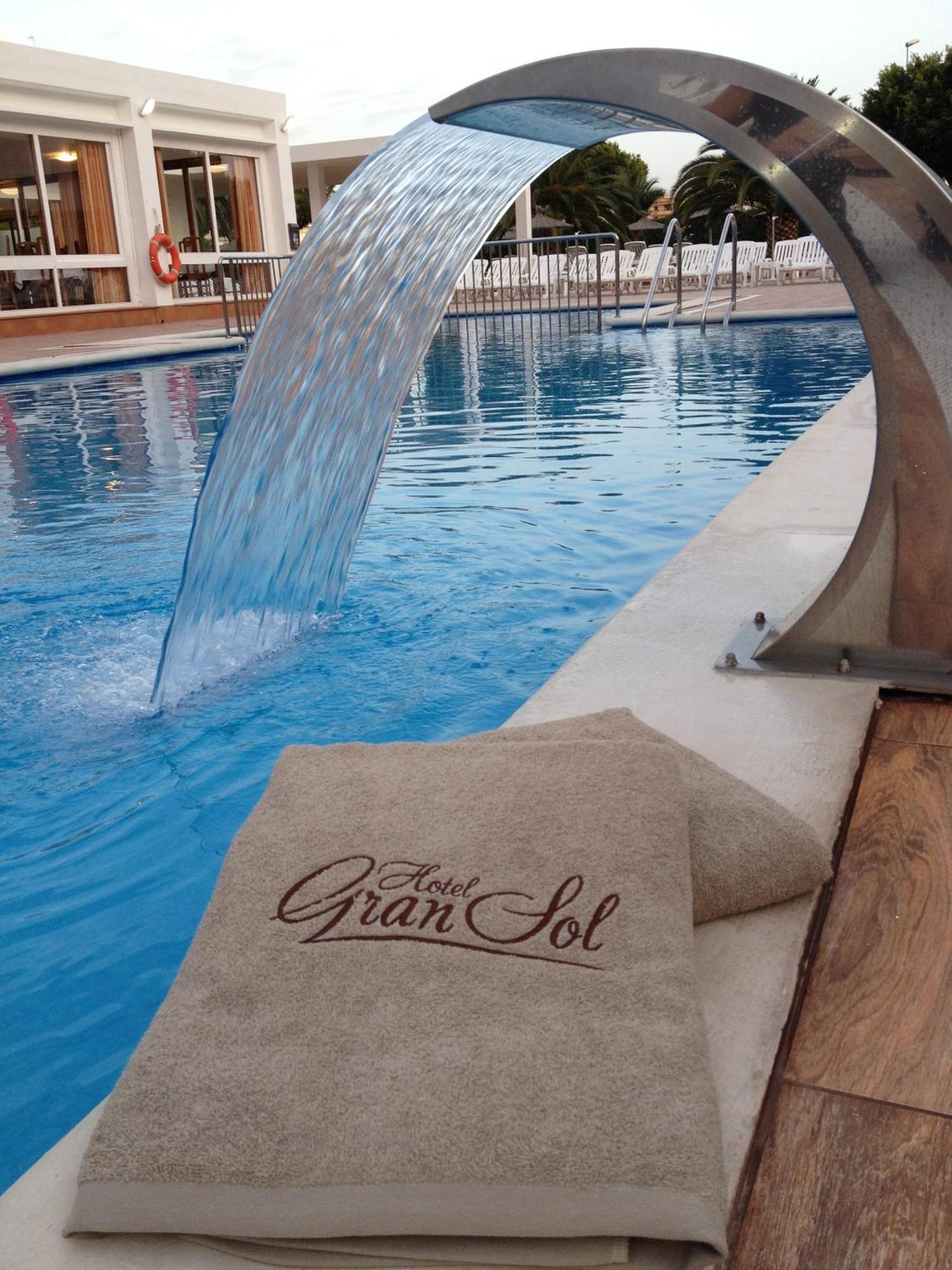 Hotel Gran Sol Sant Antoni de Portmany Екстериор снимка