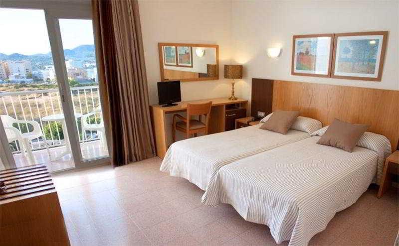 Hotel Gran Sol Sant Antoni de Portmany Екстериор снимка